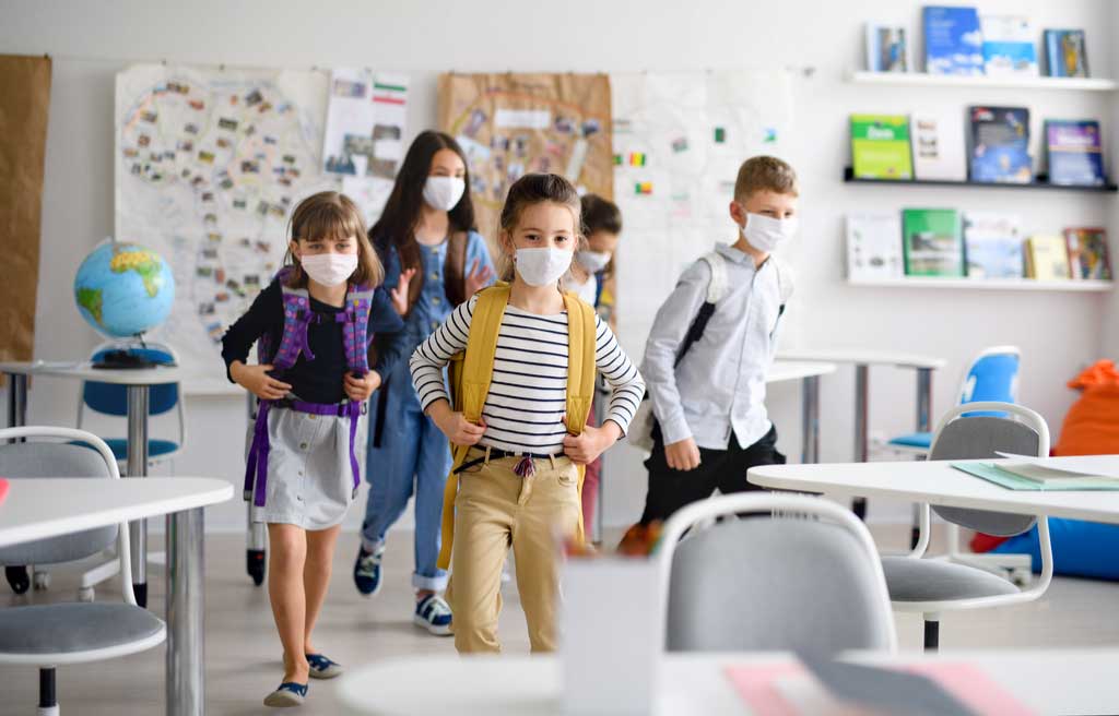 classroom-students-wearing-facemasks-coronavirus-school-reopenings